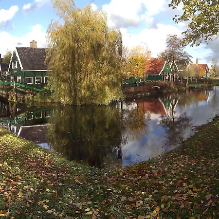 Отель Western Zaan Зандам