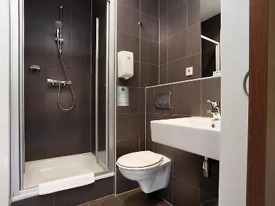 Western Zaan Inn, Amsterdam - 잔담