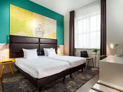 Western Zaan Inn, Amsterdam - سانداكم