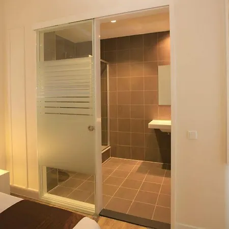 فندق Western Zaan Inn, Amsterdam - سانداكم